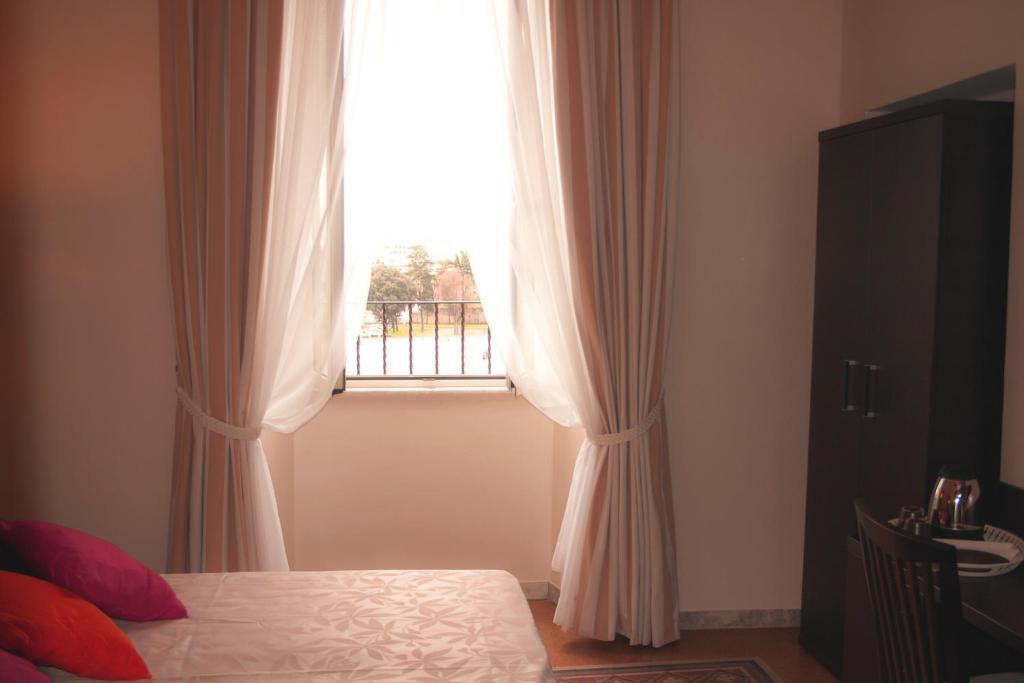 Laterani Suite Rome Bilik gambar